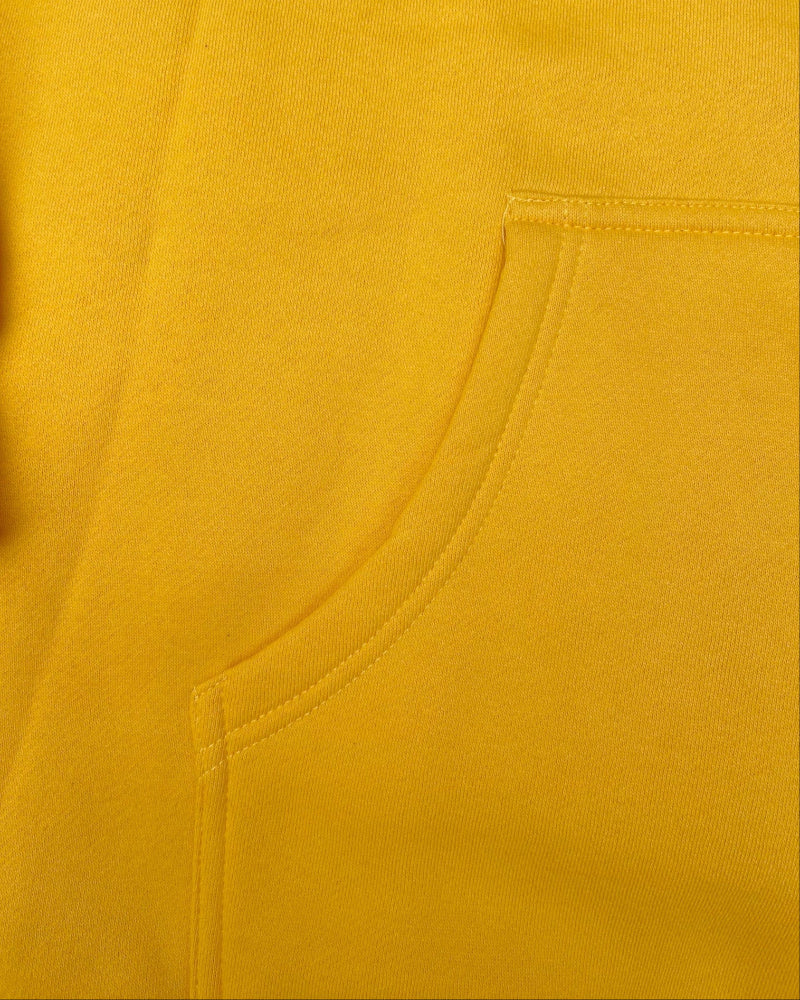 Hoodie de qualité supérieure « Les forces naturelles » — couleur jaune — étampe Carotte — détail de la poche avant