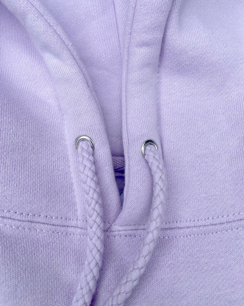 Hoodie de qualité supérieure « Les forces naturelles » — couleur lilas — étampe Artichaut — détail du cordon